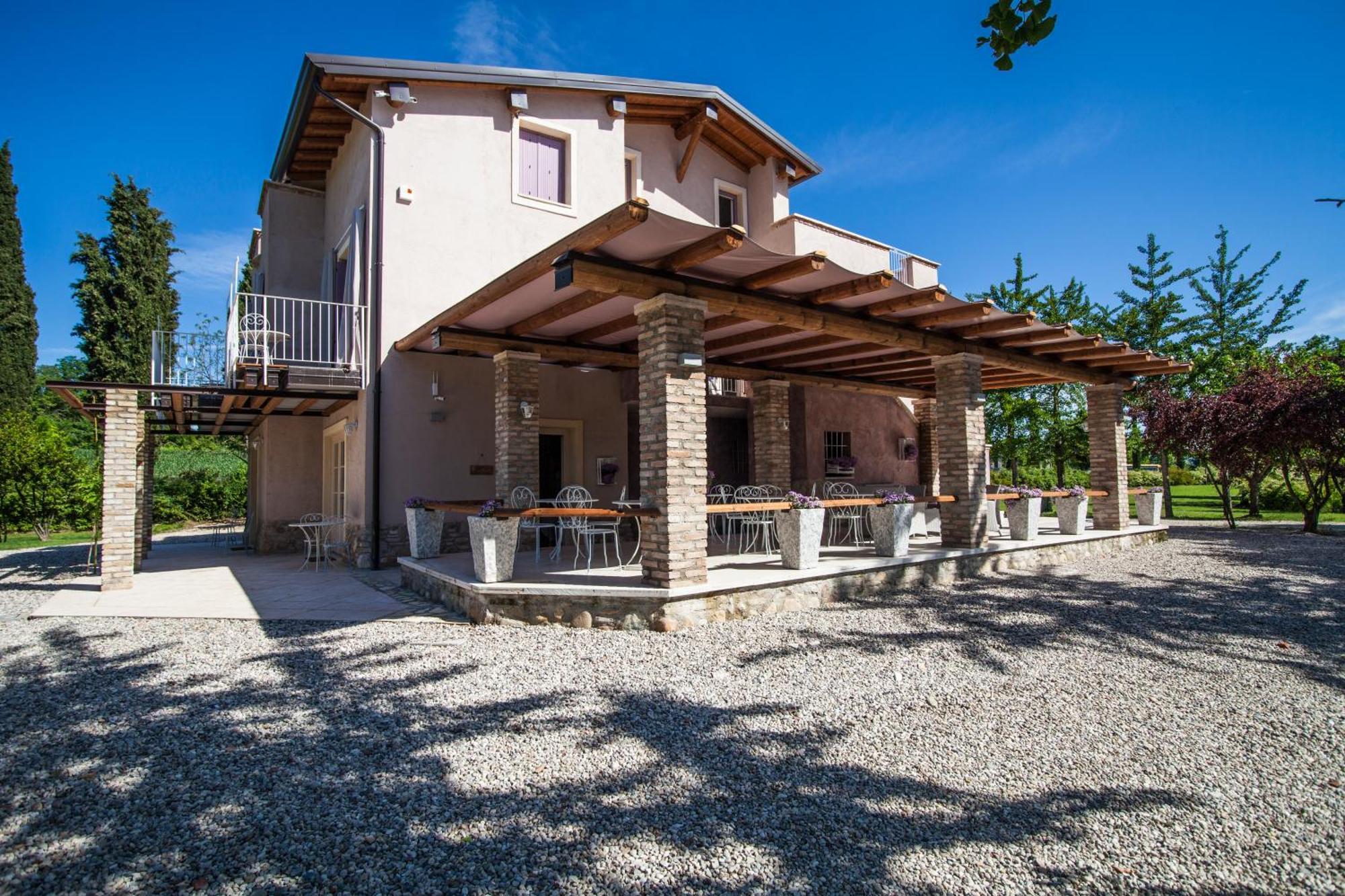 فيلا Casa Al Fiume بونتي سول مينشيو المظهر الخارجي الصورة