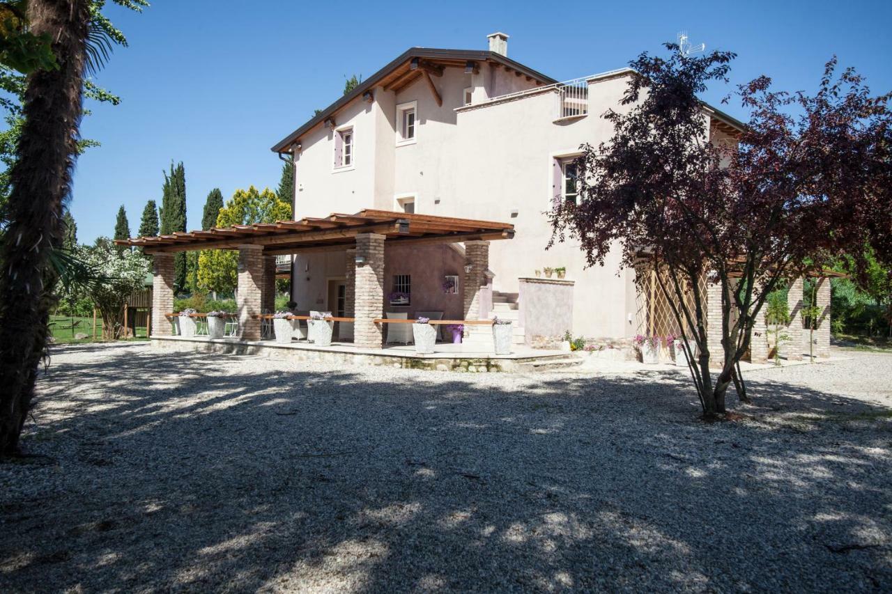 فيلا Casa Al Fiume بونتي سول مينشيو المظهر الخارجي الصورة